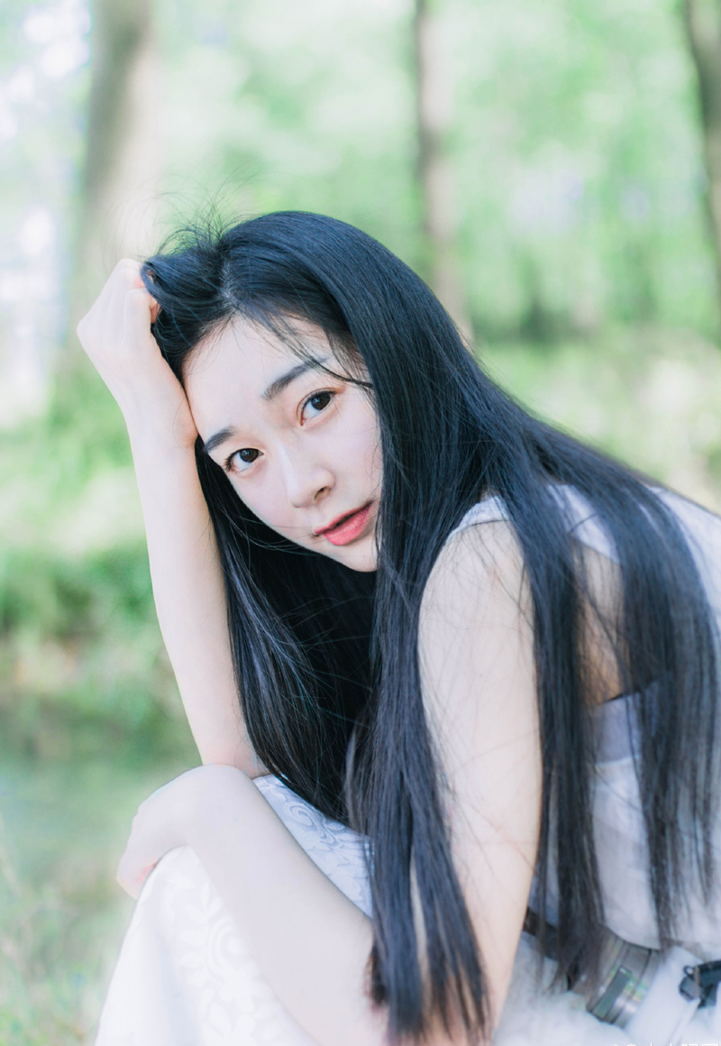 当然人各有志，我那些有出息的朋友对我平淡无奇的活法想来是不屑一顾的。——韩寒《所有人问所有人》
